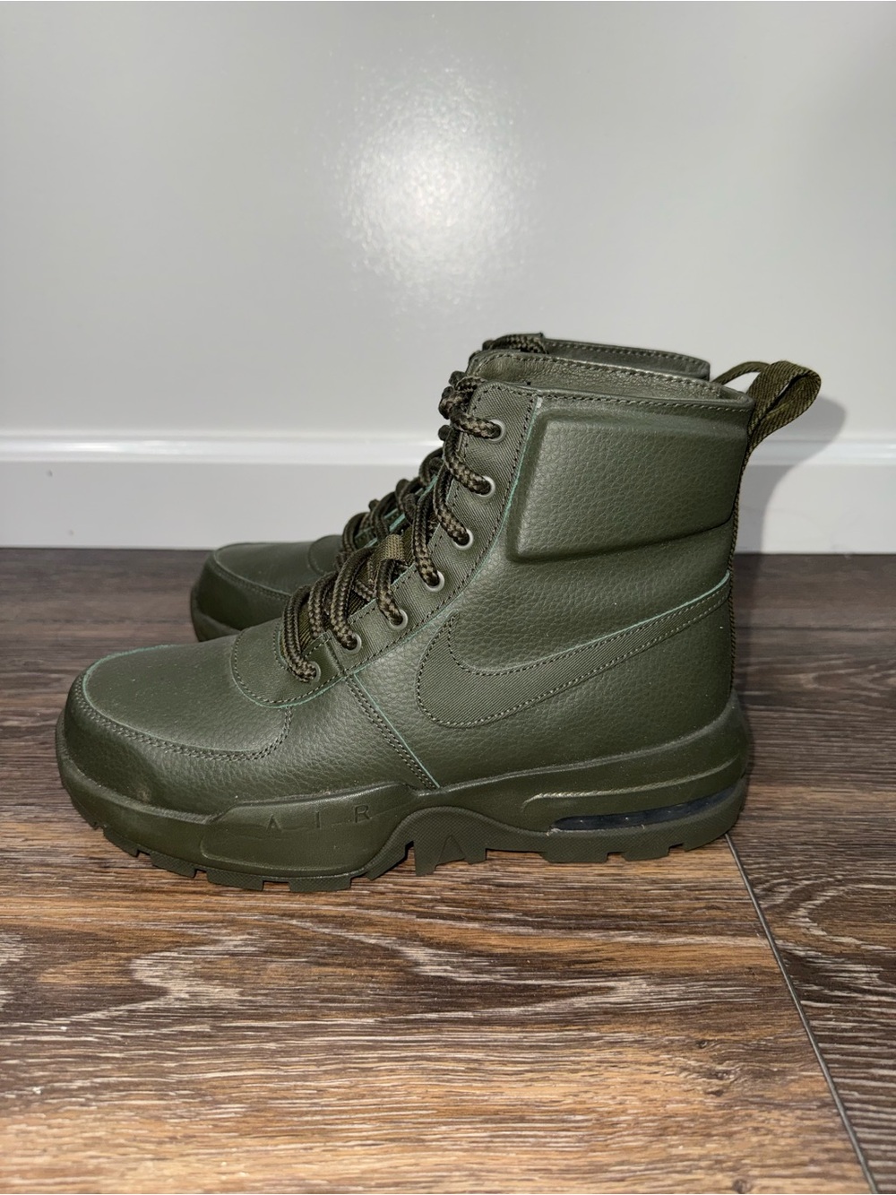 Nike Air Max Goaterra Men’s Olive Tactical Lace-Up Boot